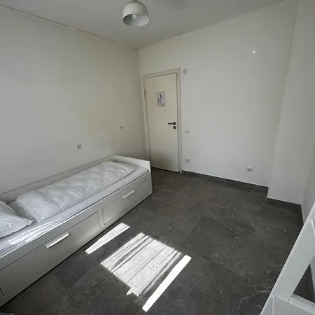 Gaestehaus Eg Κολωνία
